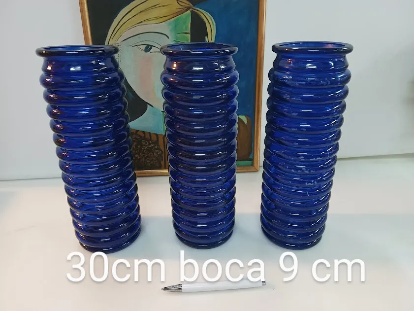 FLOREROS RETRO  VIDRIO AZUL  9 X 30 CM ALTO  -3 UNID