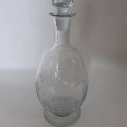 BOLTELLON DE CRISTAL TRANSPARENTE CON TAPA  B1