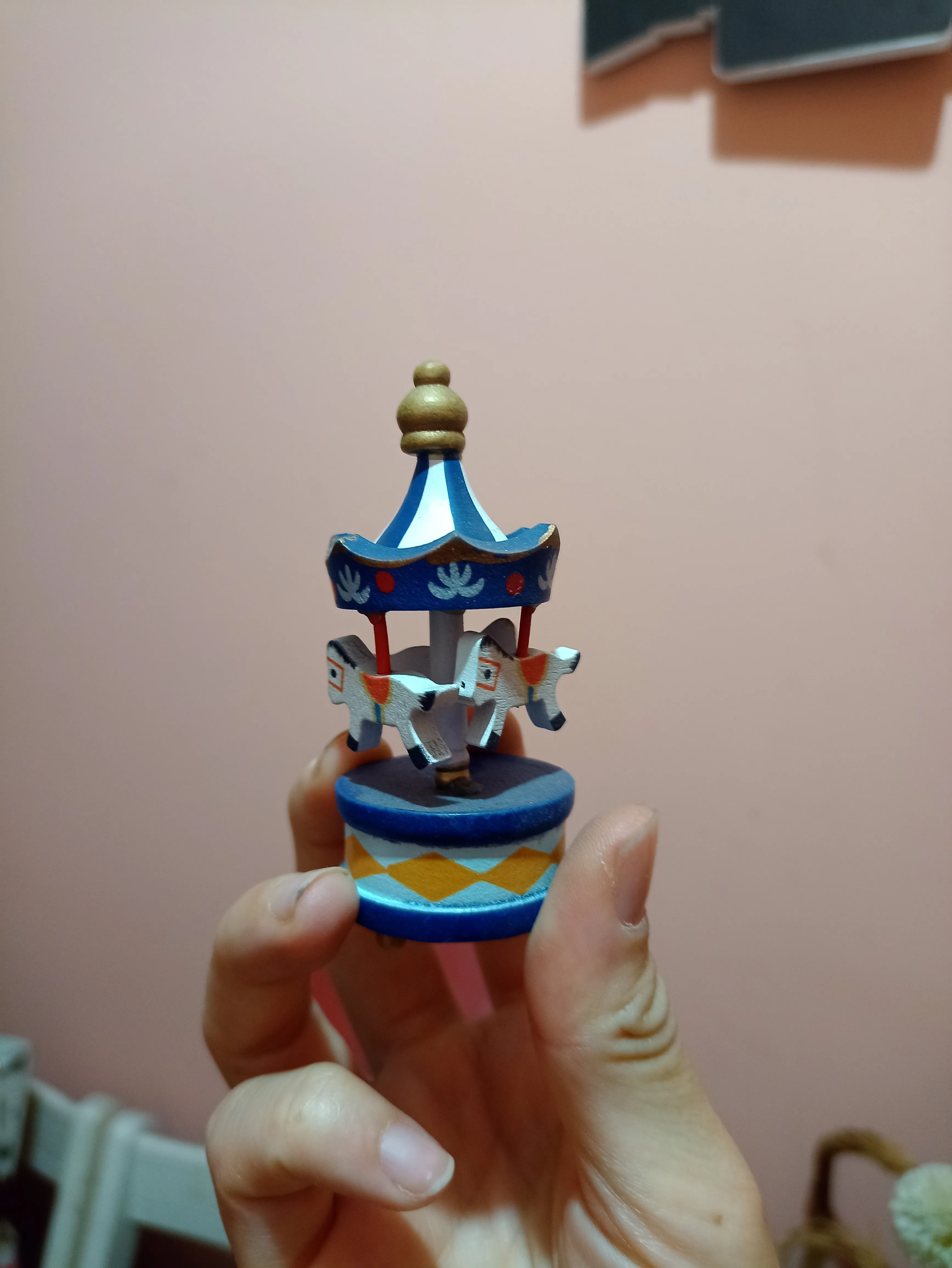 MINI CARUSSEL DE MADERA