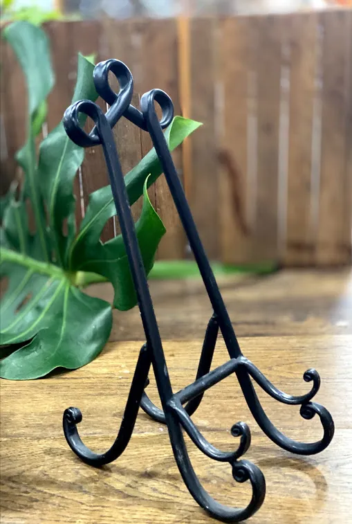 ATRIL DE MESA HIERRO NEGRO.