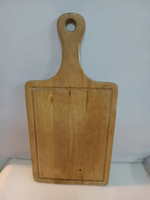 TABLA DE MADERA CON MANGO