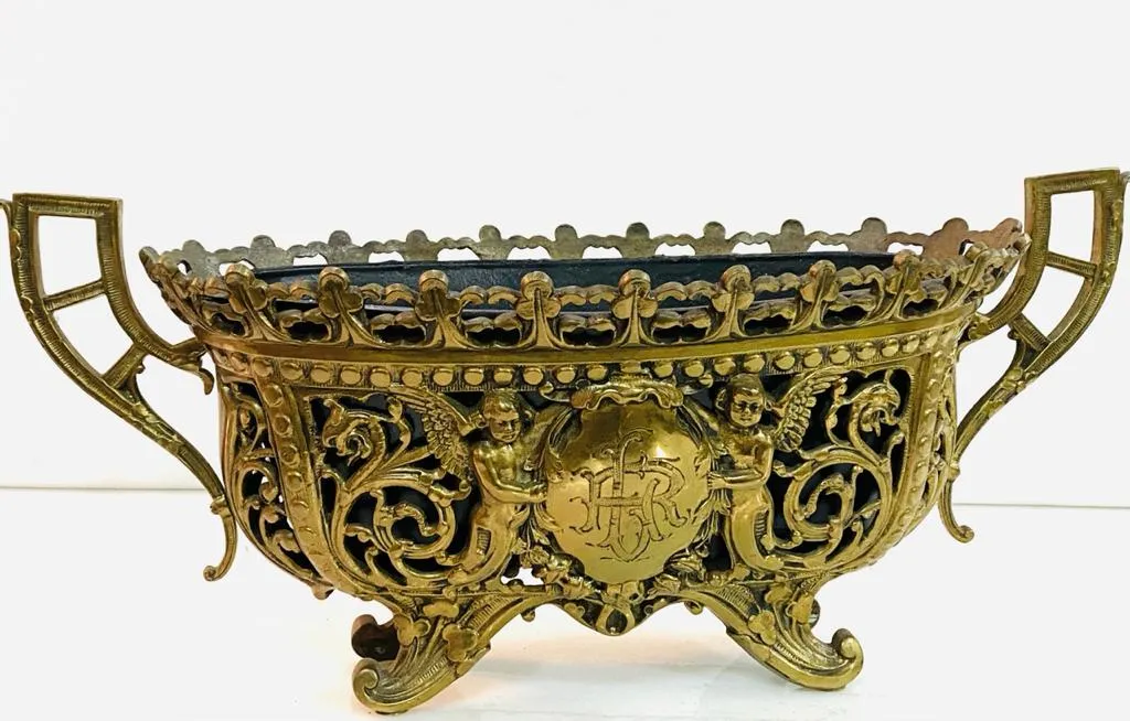 GRAN JARDINERA EN BRONCE LABRADO "ANGELES" 50 X 20 X 20 alt X 