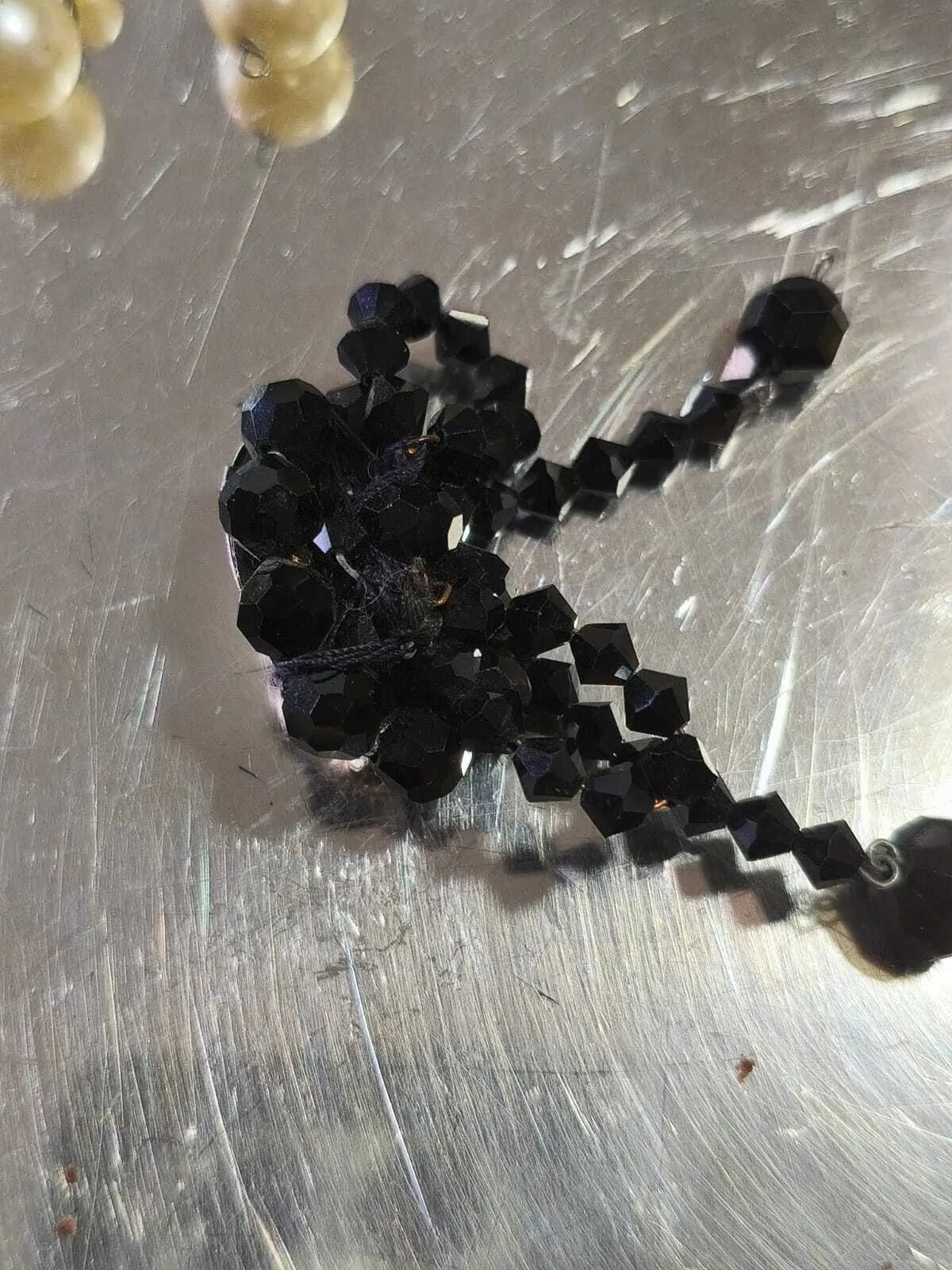 BROCHE NEGRO DE CRISTAL DE ROCA  7 CM