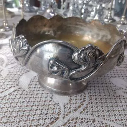 CENTRO PLATA  ANTIQUE  FLORES CPA 18  D.19 CM