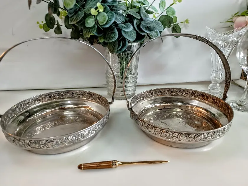 CENTRO DE PLATA ANTIQUE CON ASA CPA 90