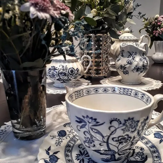 TAZA DE TE  INGLES JHONSON BROS BLUE & WHITE