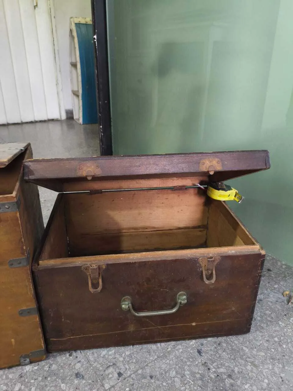 CAJA   MADERA ANTIGUA  BAUL  Largo  41 cm,Alto 24 cm , Amcho 31 cm 