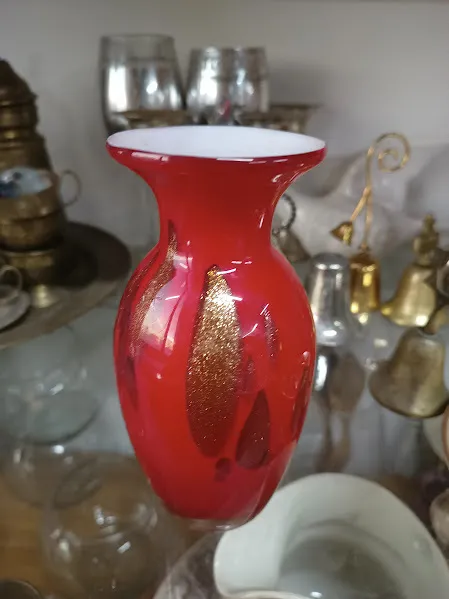 FLORERO MURANO ROJO Y ORO BOCA 6.5 X 16 CM ALT. "FMR"