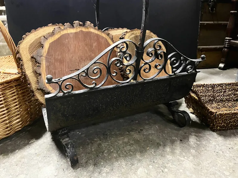 LEÑERO HIERRO NEGRO