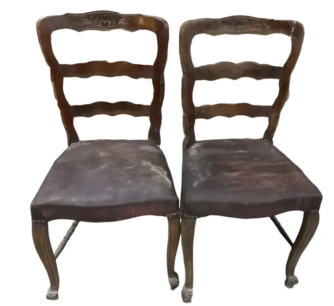 SILLA  PROVENZAL TAPIZADO CUERO 