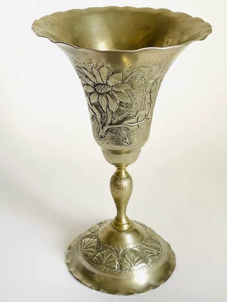 FLORERO COPON PELTRE LABRADO "FPL1" Boca 14 x 25 cm Alt.