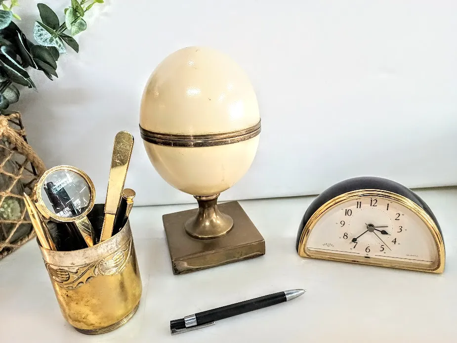 ADORNO HUEVO ART DECO