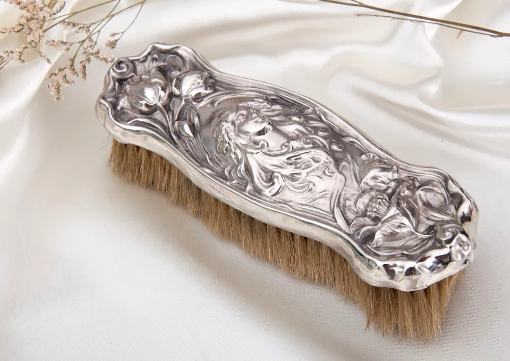 CEPILLO DE TOILETTE  PLATA  ART NOUVEAU 