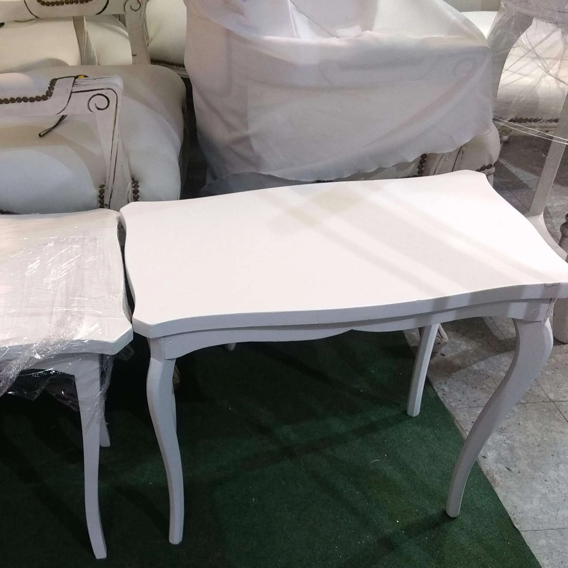 MESITA RATONA BLANCA  CHICA "03" : MEDIDA :  0.58 X 0.37. ALT 0,53 mt