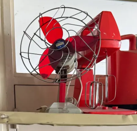 VENTILADOR CHICO ROJO 