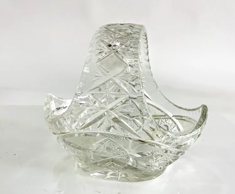 CANASTITA  CRISTAL TALLADO  L. 20 X 15 CM ALT.  "CCT 04"