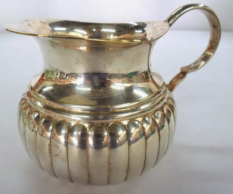 JARRA DE PLATA ANTIQUE  ARPLET "JPAA11"  10 X 10 CM 