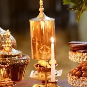  FLORERO - BOMBONERA -ORO TUBO " BTOR"  . Alt. 40 cm  Boca : 12 cm (BO004)