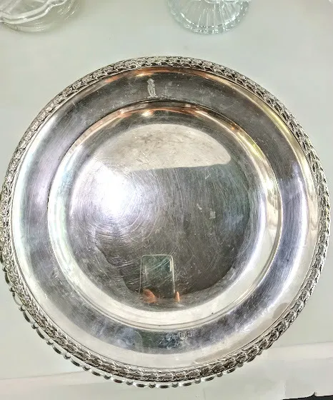 BANDEJA PLATA ANTIQUE IMPERIO "BPA 07"  Diam 30 cm.