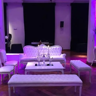 MESA RATONA LUIS XV  BAJA 1.20 X0.80 X0.40 Alt.