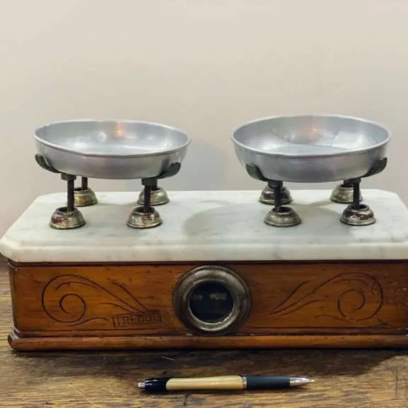 BALANZA  ALMACEN BASE MADERA  2 PLATILLOS