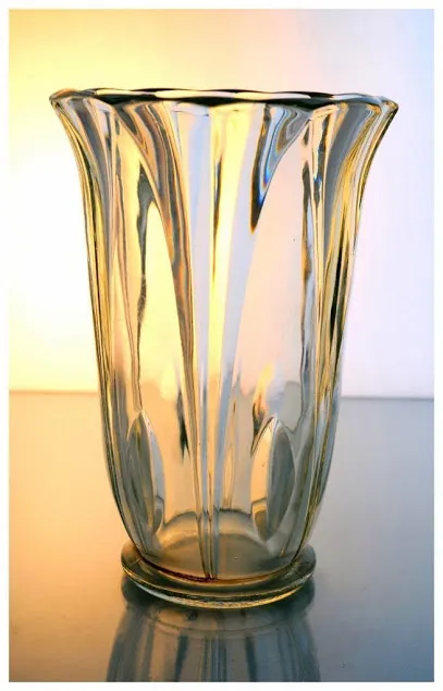 FLORERO  CRISTAL ANTIGUO LABRADO "FCA4 " 14 X 23 CM 