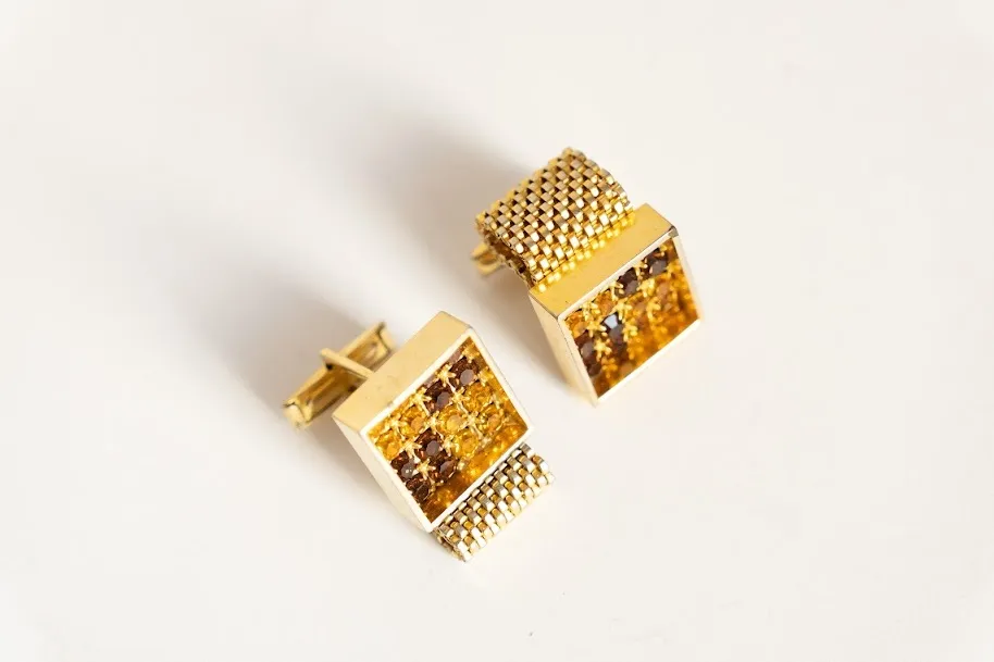 PARA DE GEMELOS ORO Y PIEDRAS  PARA MANGAS