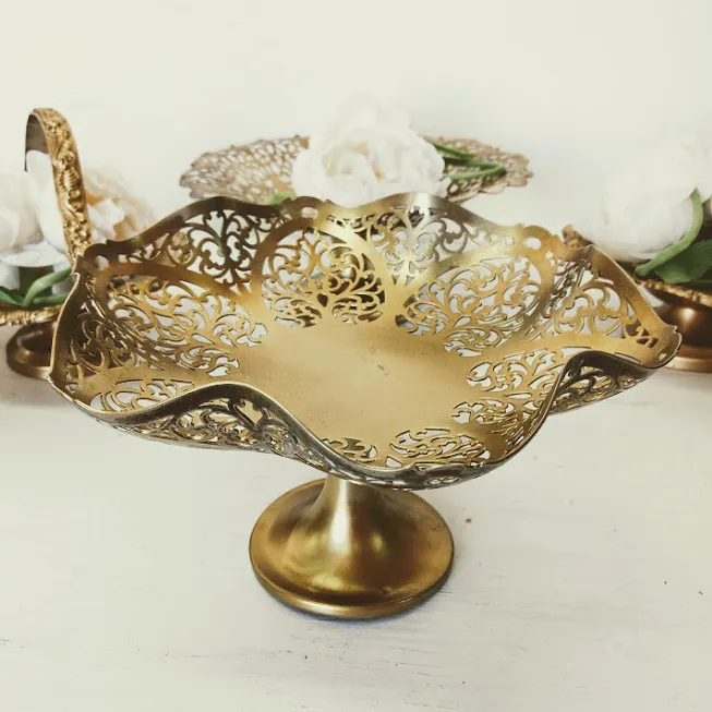 Alzada "A1" Calado Metal  ORO CON PIE   diam 23  x 12 (CS025) CM 