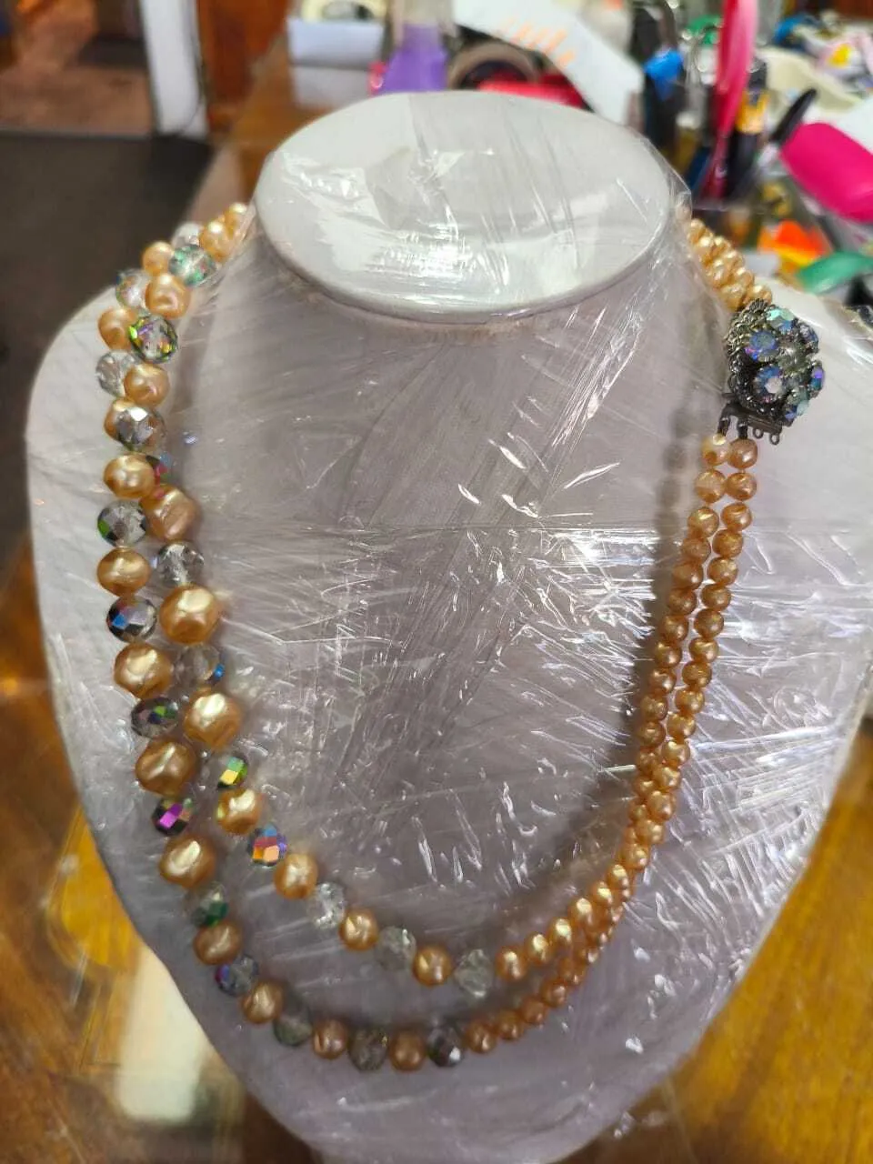 COLLAR DE PERLA ANTIQUE DOBLE CON CRISTALES 