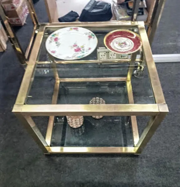 MESA RATONA CUBO BRONCE Y CRISTAL 0.44 X0.44 X 0.40 MT ALT