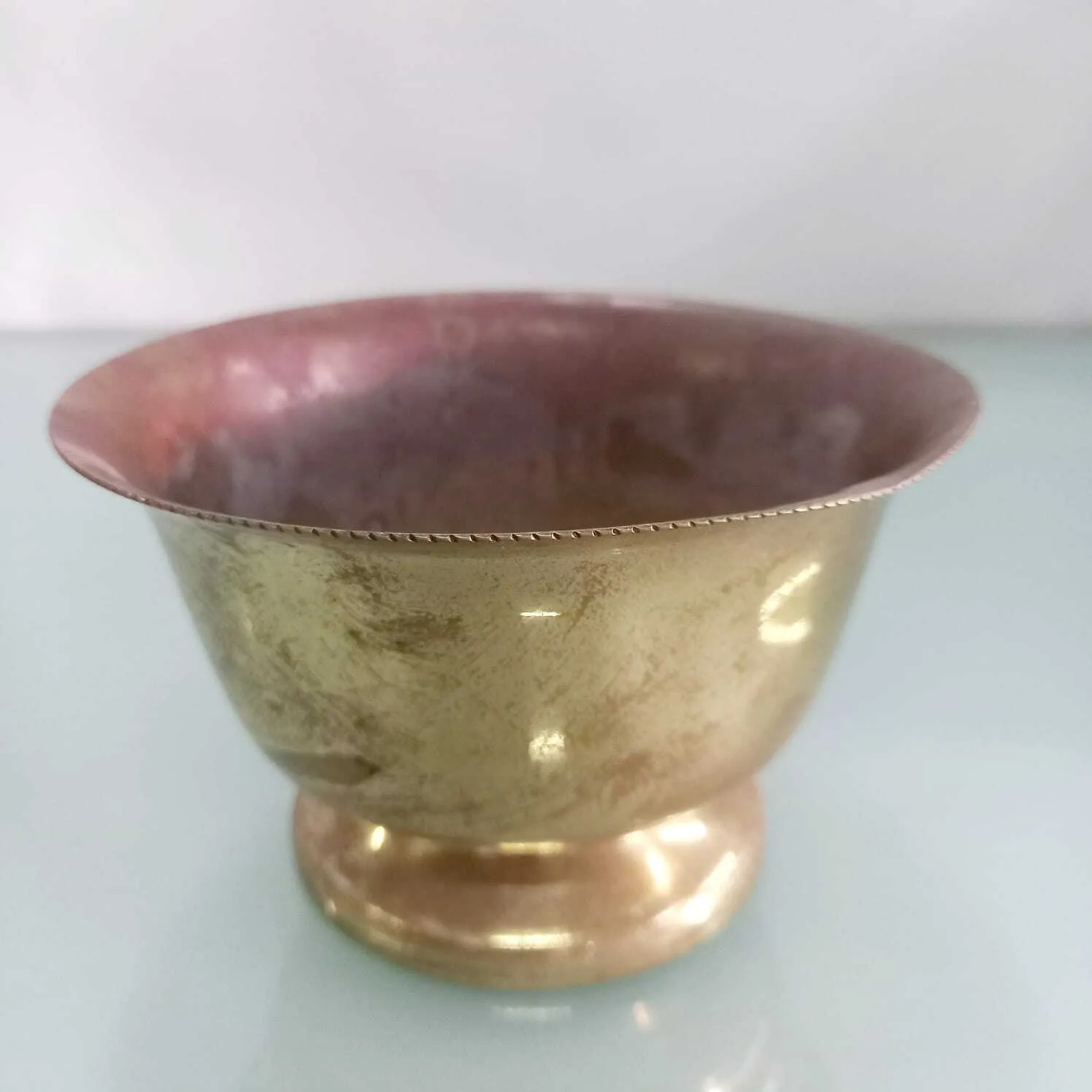 CENTRO DE MESA  METAL ANTIQUE  ORO "CMMAO13"  Medida  13 x  9 cm 