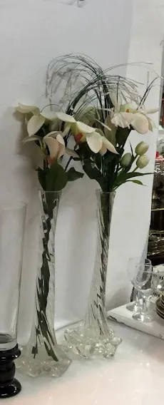 FLORERO VIDRIO SLIM TWIST 45 CM