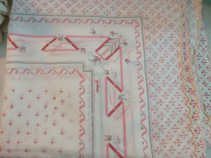 MANTEL ALGODON FLORCITAS ROJAS