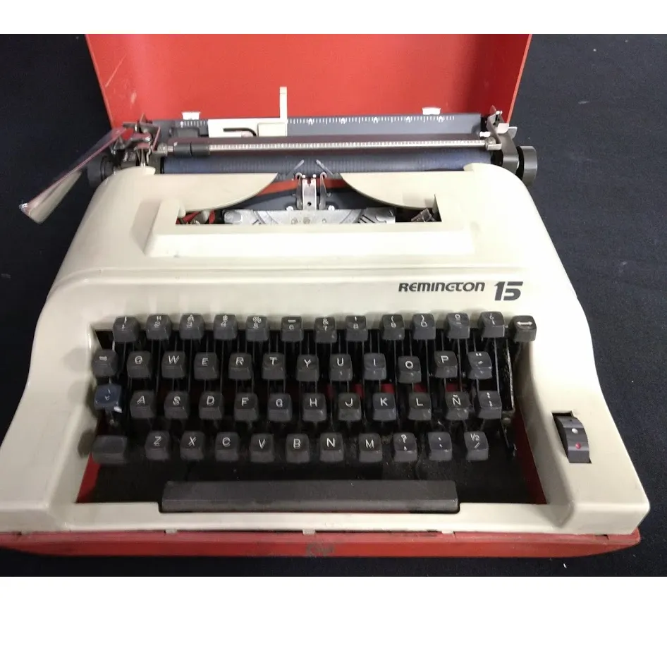 Maquina De Escribir Antiguo   "Reminton 15"
