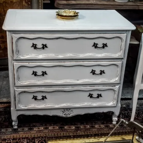 COMODA BLANCA PROVENZAL : Ancho.90  Prof.50cm, Alt 80 cm 