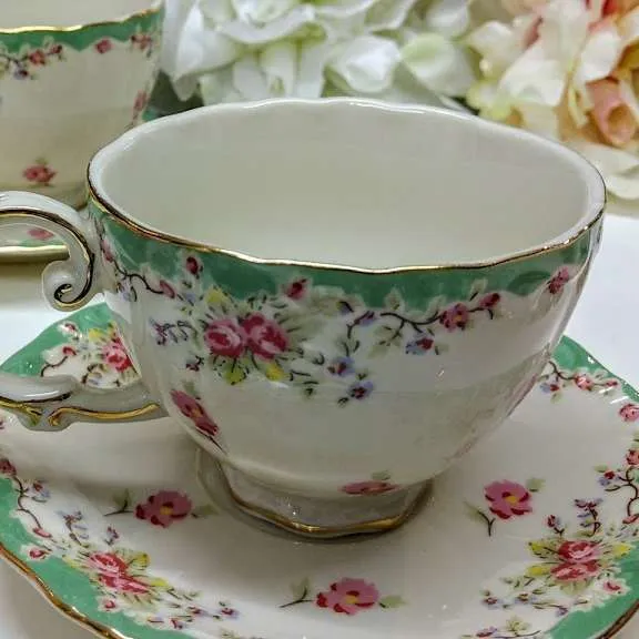TAZA DE TÉ VINTAGE -FLORCITA VERDE 