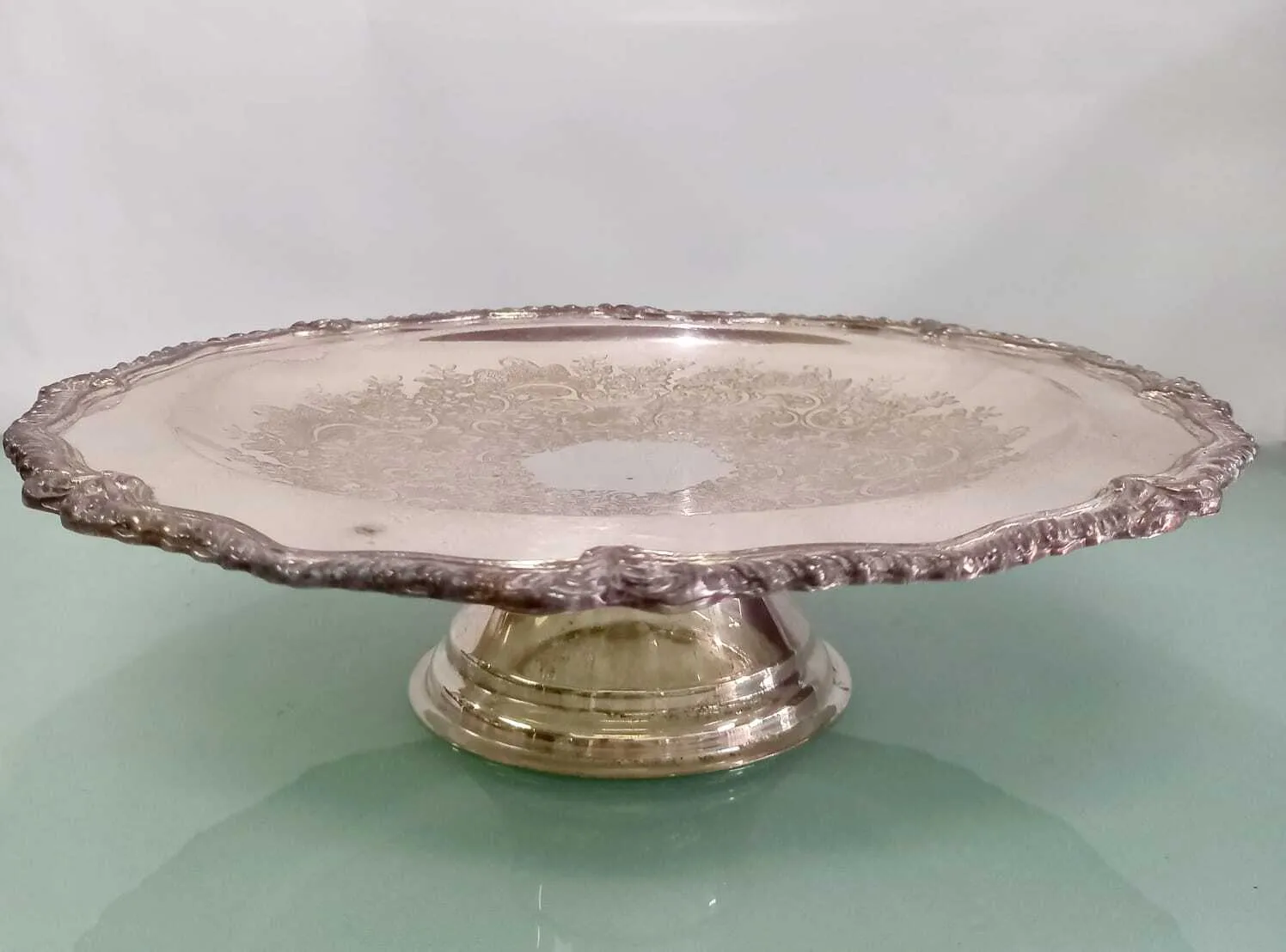 CENTRO PLATA ANTIQUE CON PIE "CPAP30" Medida 30 cm, alto  8 cm 