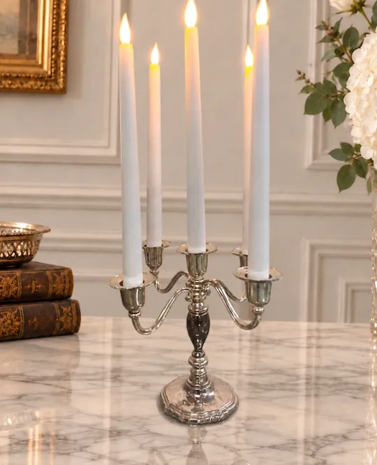 Candelabros 5 velas Plata Classic  Alto 20 cm , Base  10 cm.