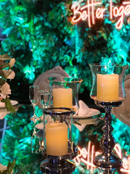 FANAL PARIS ALTO con base metal y tulipa .Diam. 14 cm Alt.34 cm (CP027)