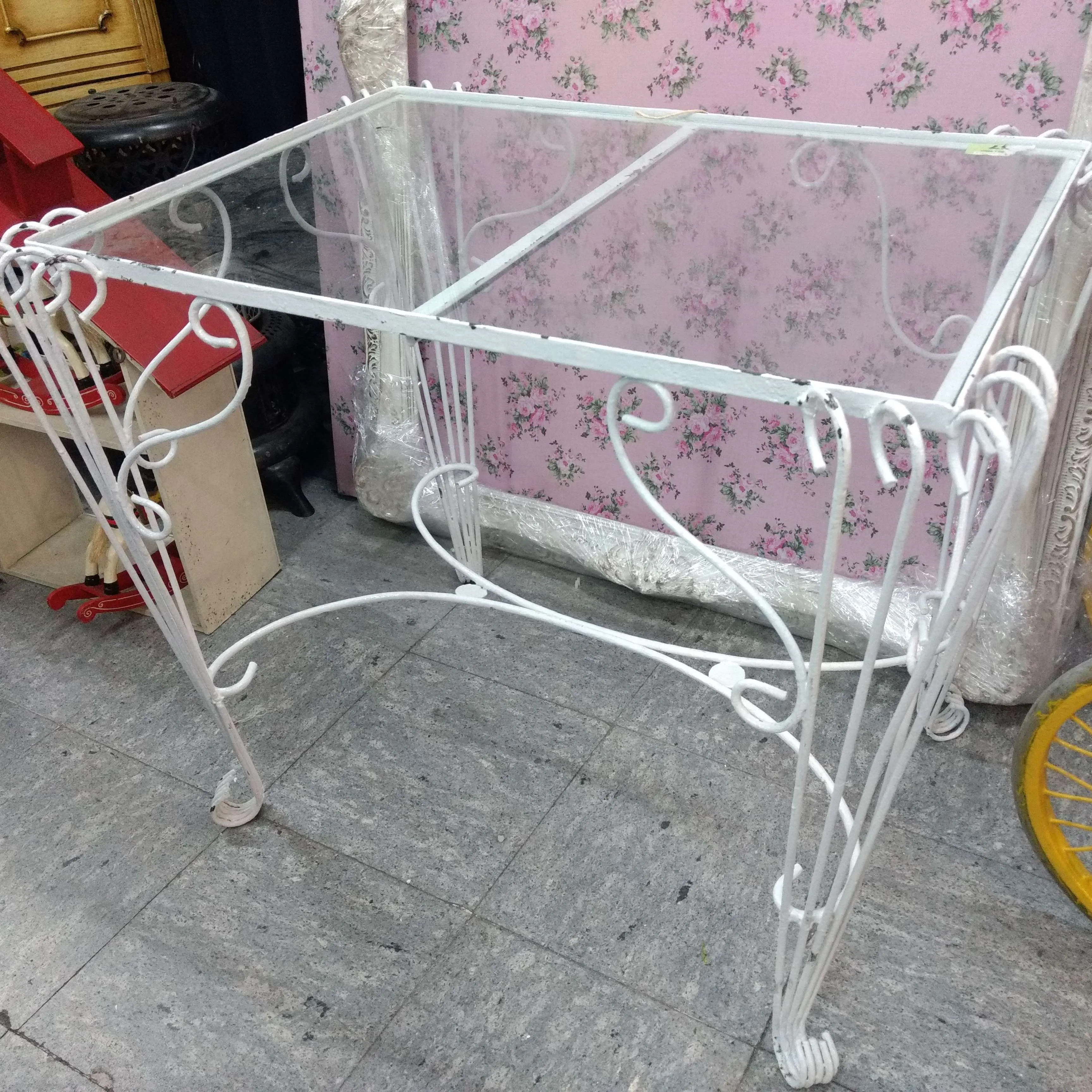 MESAS DE JARDIN  01  "TRIO" -  Med 0,80 x0.60  alt 0.65 mt