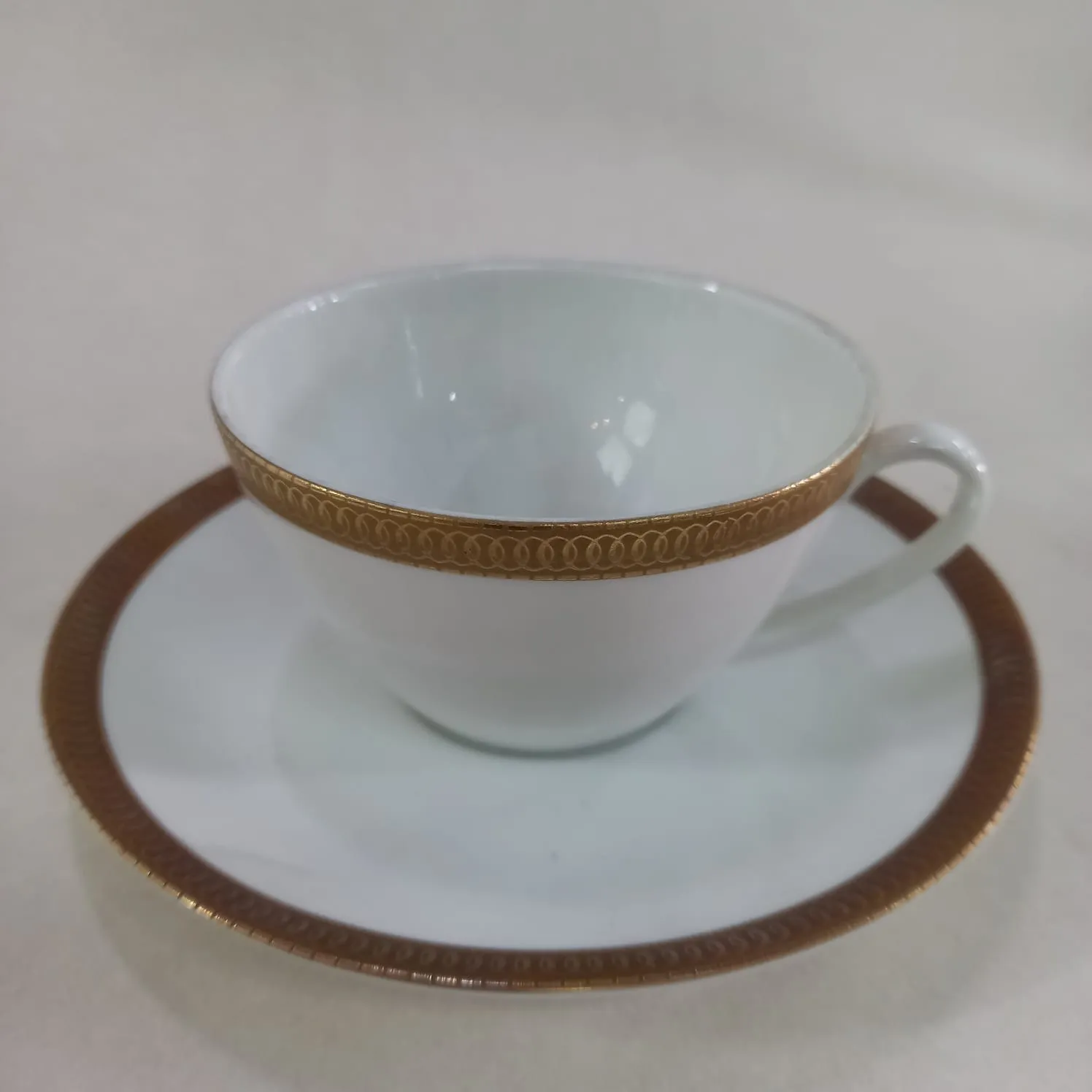 TAZA DE TE "VERBANO CORONA" BORDE ORO VIEJO