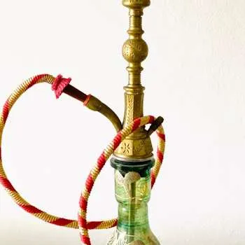 NARGUILE ALTO CRISTAL VERDE   70 cm , base 15 cm