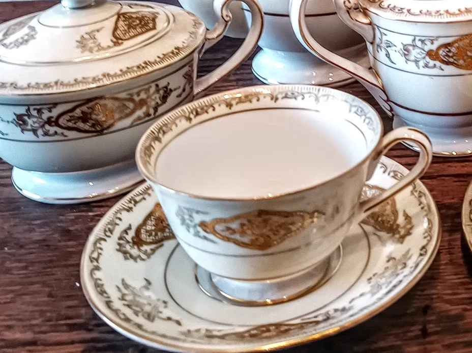 TAZA DE TE CON ORO " TSUJI GOLDEN" 