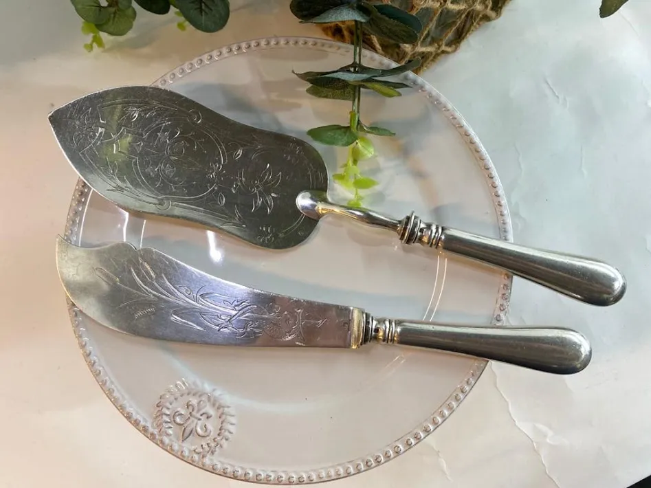 PALA Y CUCHILLO DE TORTA PLATA CHRISTOFLE