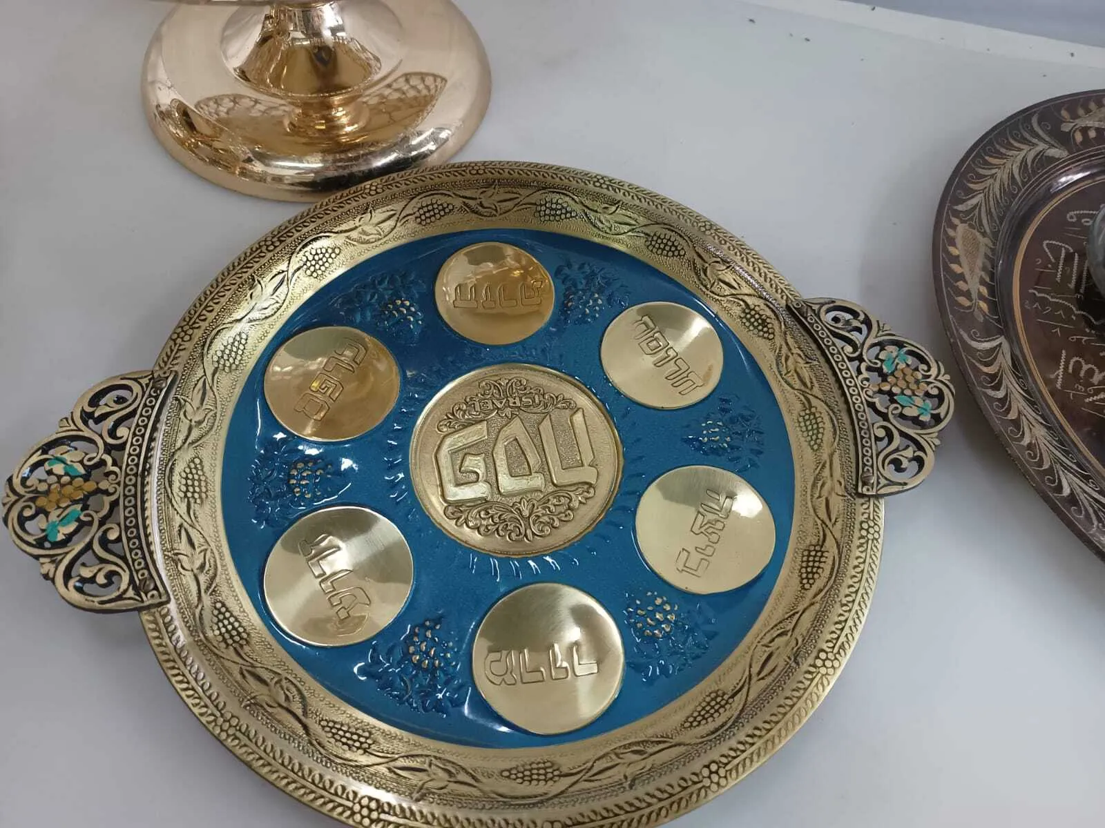 BANDEJA DE PESAJ EN LACA AZUL Y BRONCE  