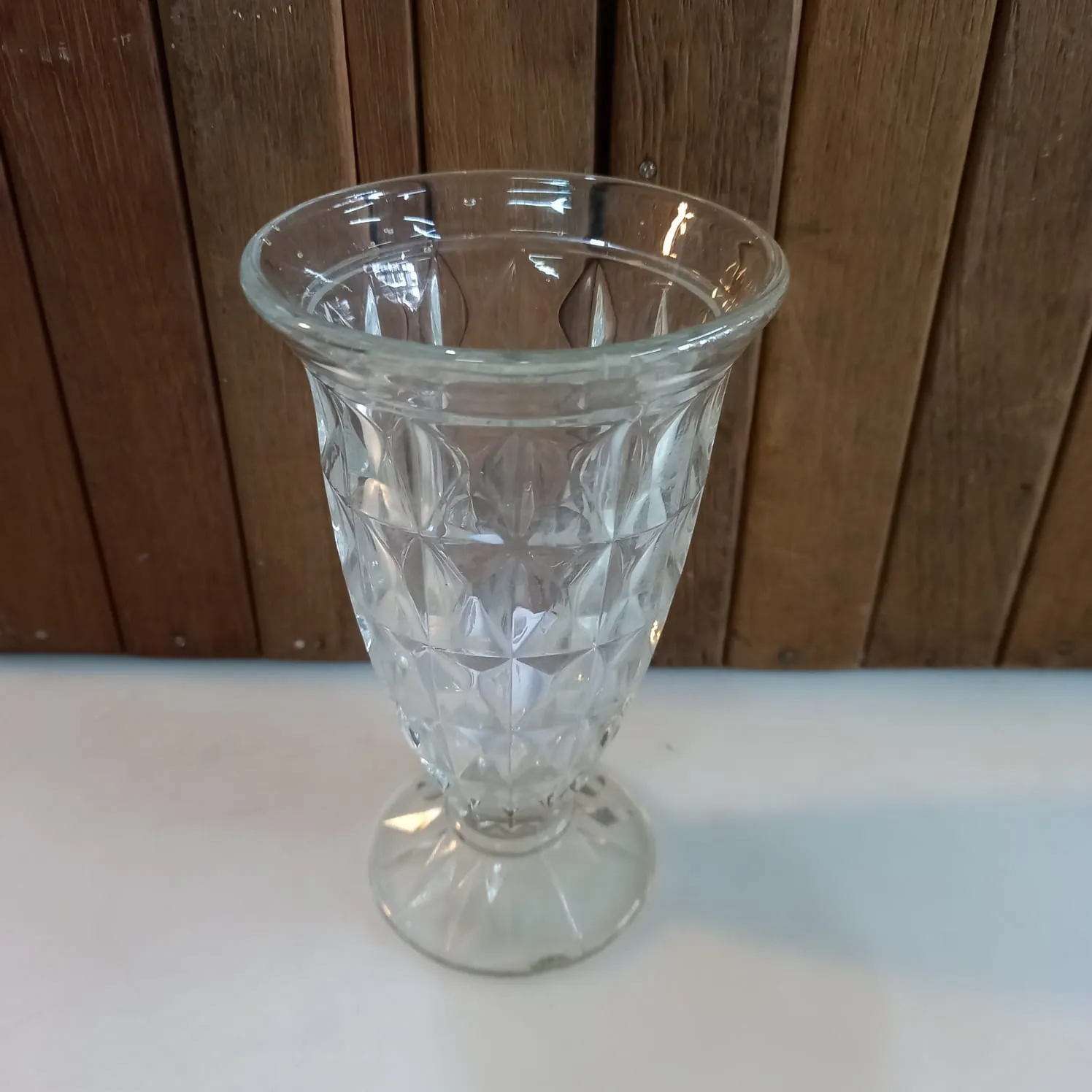 FLORERO CRISTAL ANTIGUO "FCA47"  10 X 17 CM 