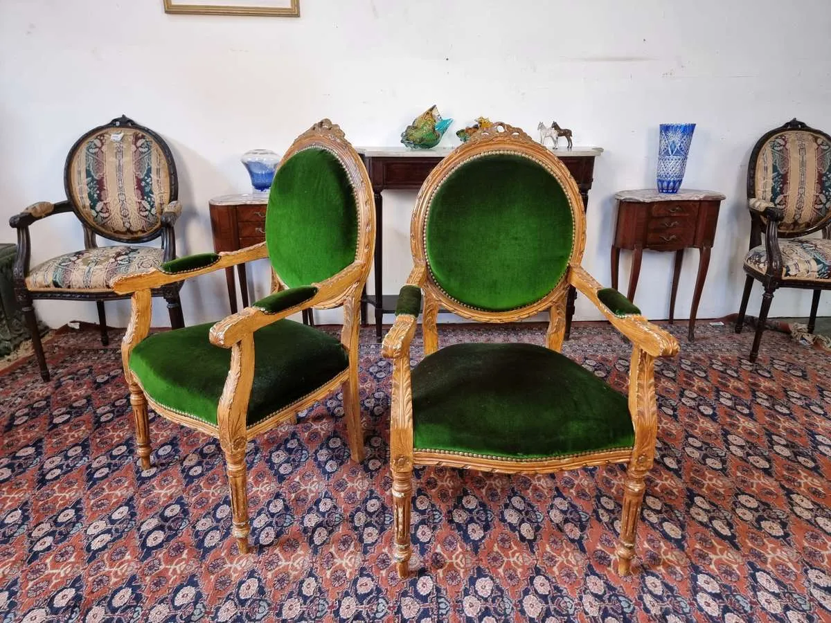 SILLON 1 CUERPO MEDALLON PANA VERDE