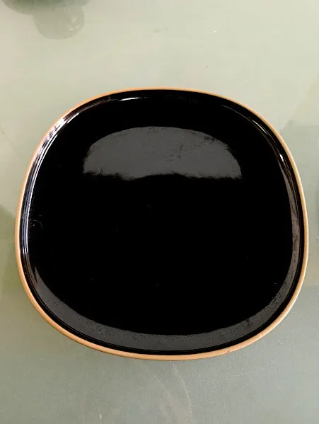 PLATO PLAYO CERAMICA  "BLACK"  Diam. 26 cm