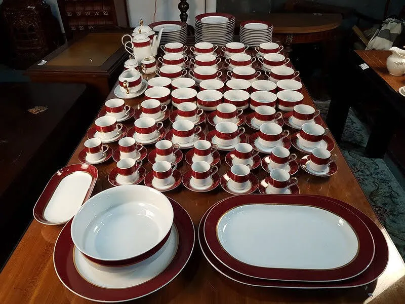 TAZA DE CAFE  VERBANO ROJO Y ORO