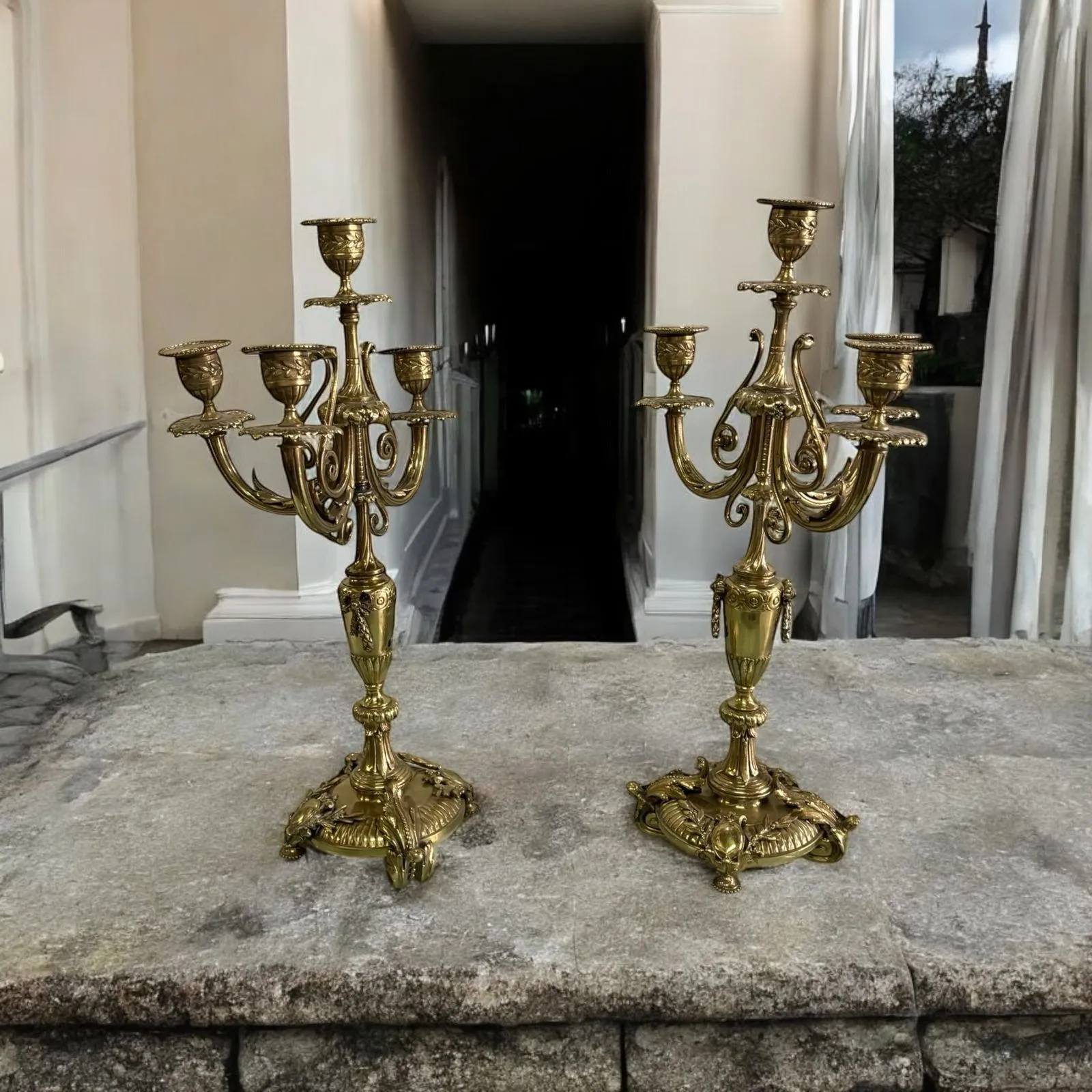 CANDELABRO DE BRONCE ALTO - 4 VELAS  "MANSION" - ALT.47 CM